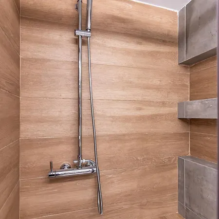 Apartment Phaedrus Living Pagkrati Modern Grove